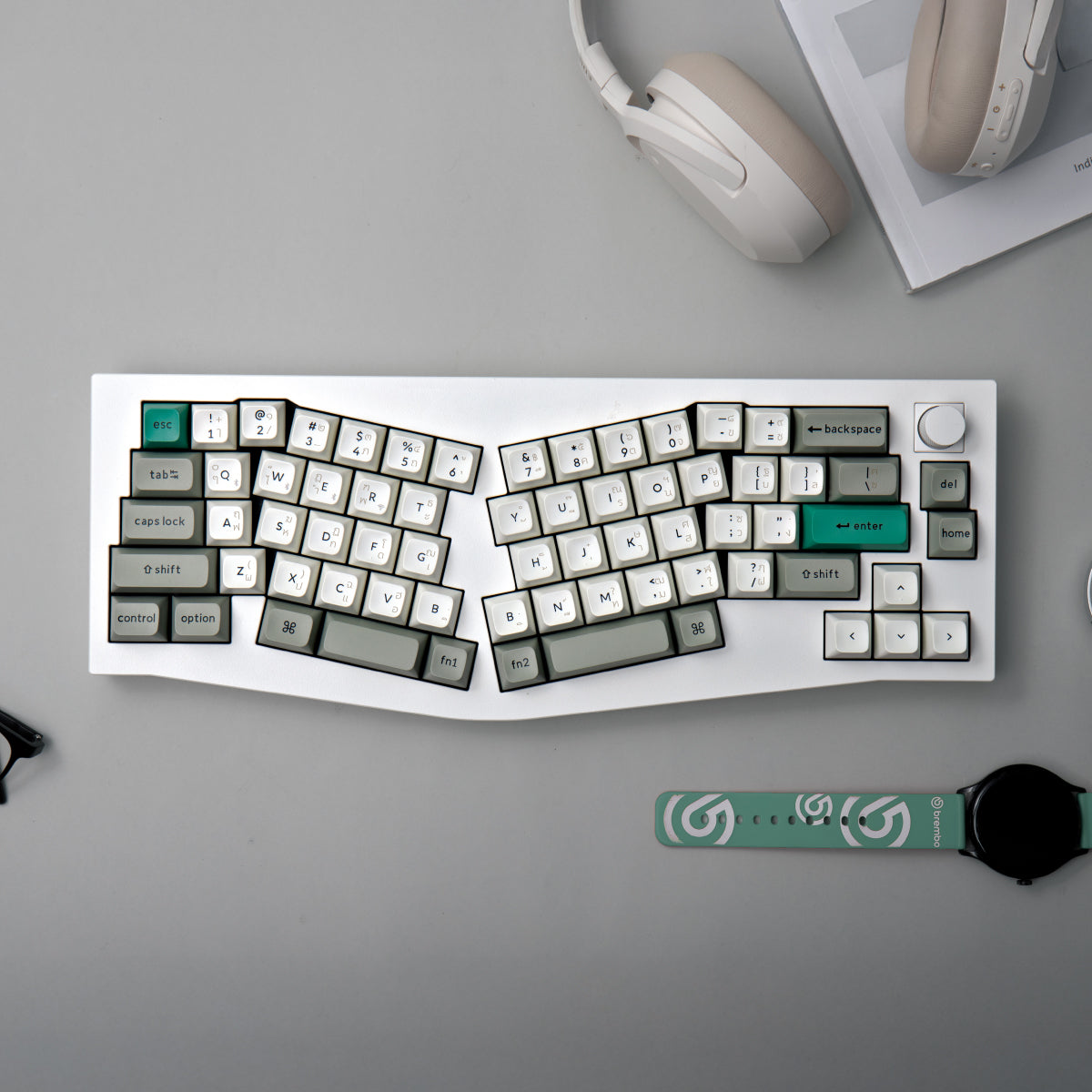 Q8-Max-Keyboard Alice Layout