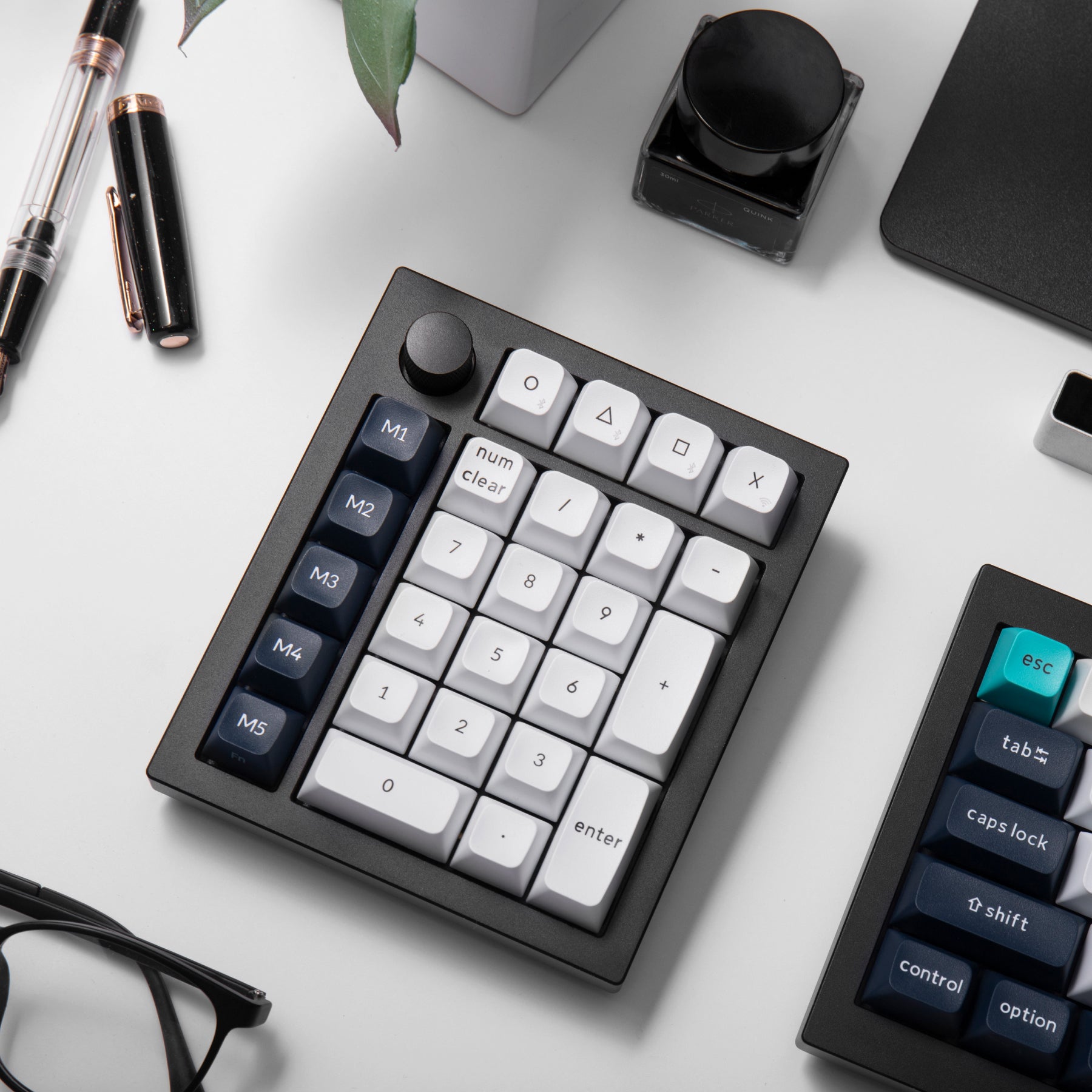 Keychron Q0 Max QMK Wireless Mechanical Keyboard