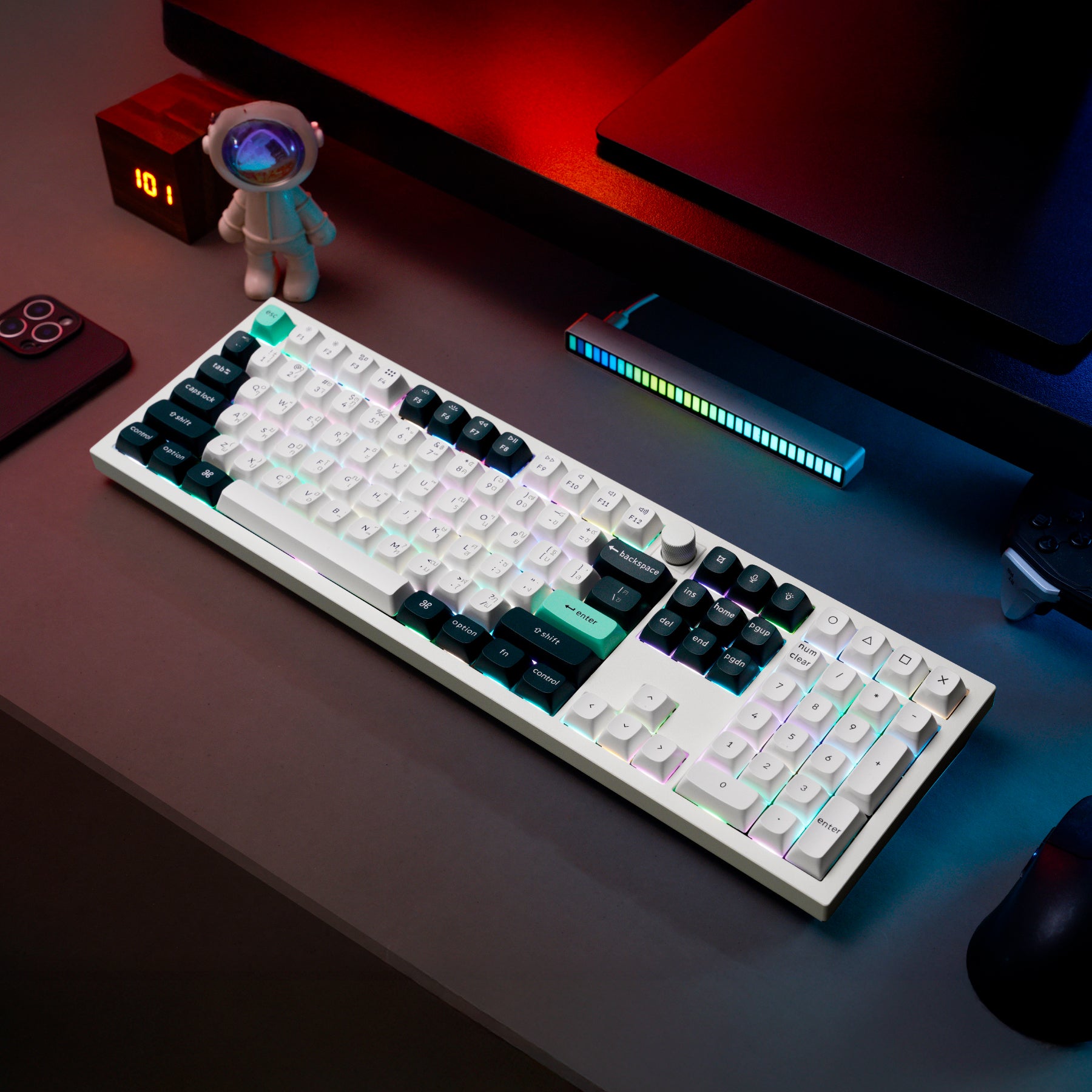 Keychron Q6 HE QMK Wireless Custom Magnetic Keyboard