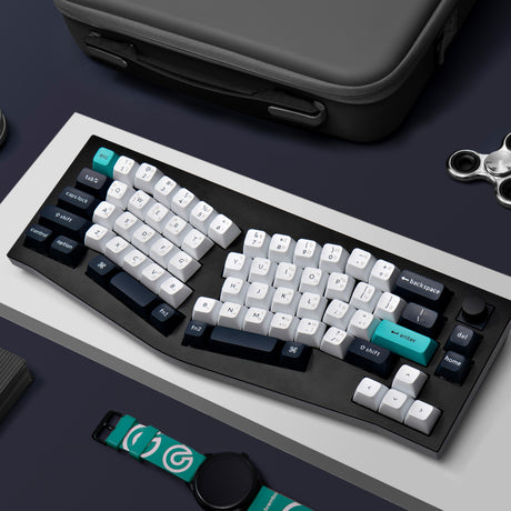 Keychron Q8 Max  (Alice Layout) QMK/VIA Wireless Custom Mechanical Keyboard - Keychron Thailand