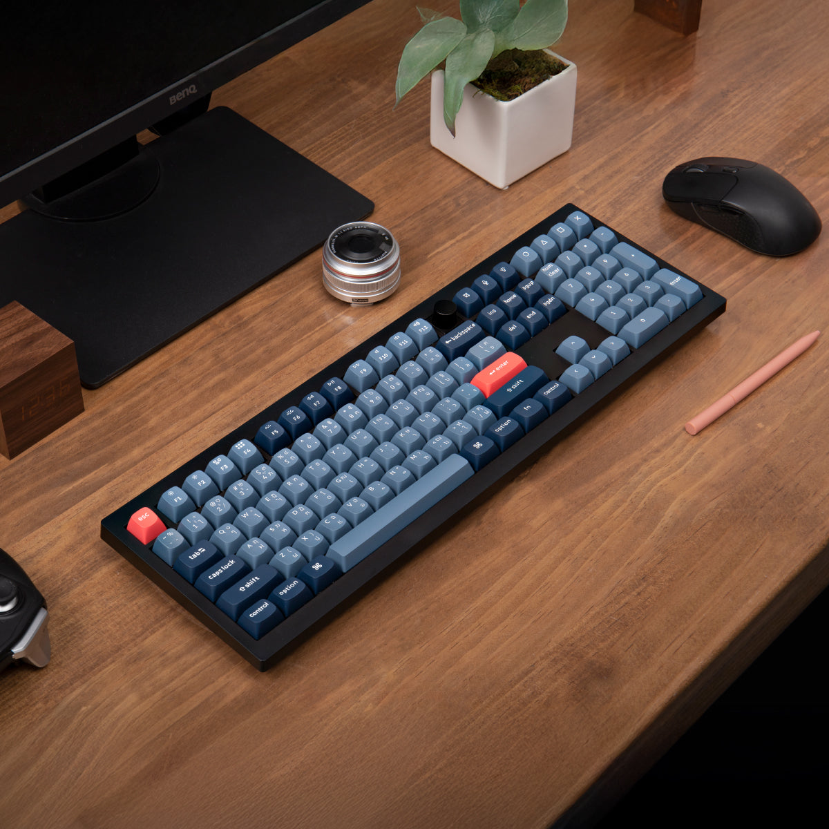 Keychron V6 Max QMK/VIA Wireless Custom Mechanical Keyboard (Silent Switch) - Keychron Thailand
